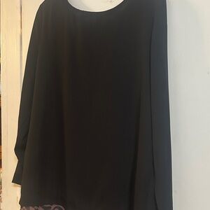 Black LS Blouse Arianna by Howard’s w/criss-cross back w/leopard insert.